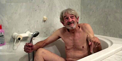 Enticing Luna Rival's brunette scene