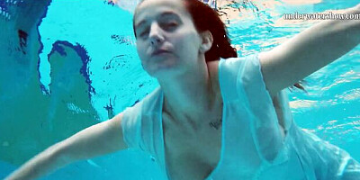 Perfect lovebird - straight movie - Underwater Show