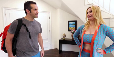 Cheating blonde Angelica Coralvine fucks a hung fitness hunk