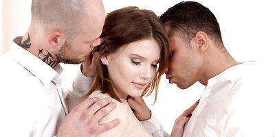 Awesome double penetration with a skinny girlfriend Milka