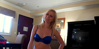 HDLove: Elaina Raye is really shaved pussy blonde babe