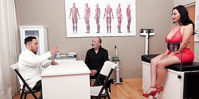 Precious Kari Cachonda's big tits xxx