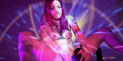 Splendid Lady Lazarus's stripping porn