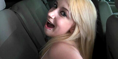 Street Blowjobs: Ranie Mae masturbation scene