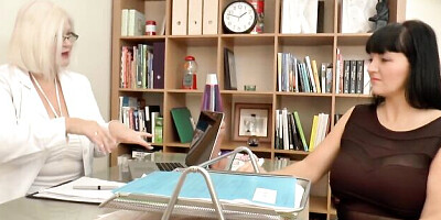 Amatory Brit's big tits video