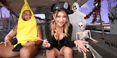 Bang Bus featuring Derek Savage's oral xxx