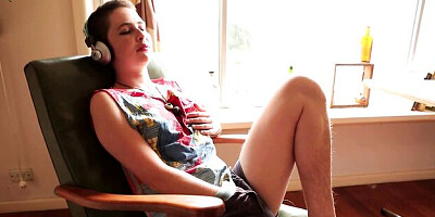 Masturbate scene with radiant Ezmerelda from Yanks