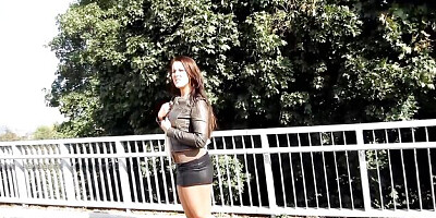 Watch promiscuous Valentina Ross's sex