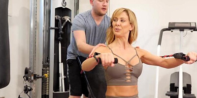 Very sexy Cherie Deville workout seduce