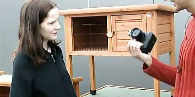 Thrilled queen at pickup action