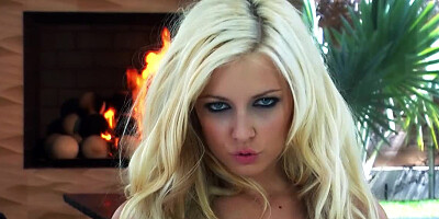 Beautiful place is amazing for blonde porn model