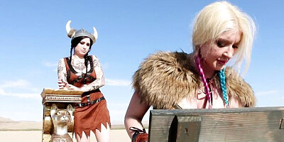 Hypnotic Leya Falcon and Ophelia Rain at puba scene