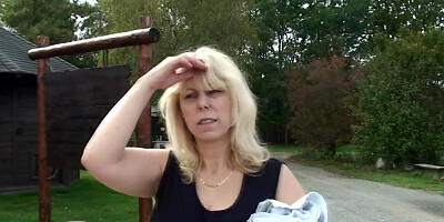 Lovelace finds lonely mature woman to nail