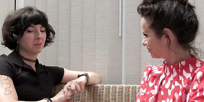 Watch crazy Amica Bentley's clip
