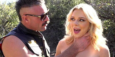 Busty trap Tiffany Watson digs sex