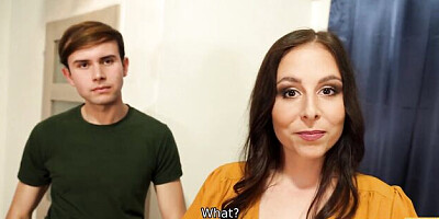 Mom scene with aristocratic Antonia Sainz from Hunt4k