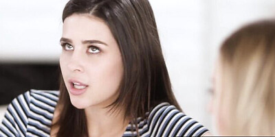 Girls Way - face sitting dirt