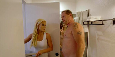 Princess Cum: Blonde haired Jessica Rex handjob