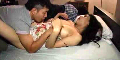 Promiscuous Step Mom with NOT Son 4of5 censored ctoan
