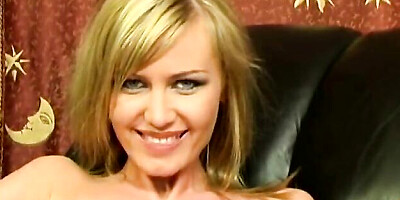 Amanda's petite xxx by Only 3X