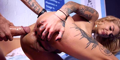 Wet Bonnie Rotten squirt wearing skirt