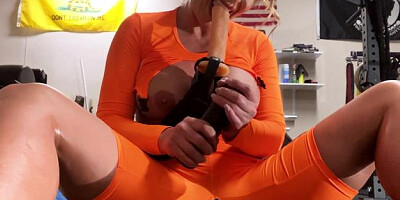 Day With a Pornstar: Phoenix Marie yoga