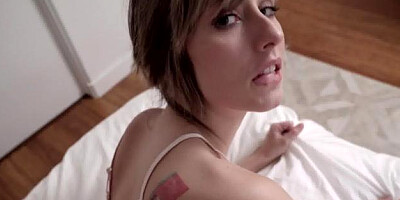 Daphne Dare creampied sex video