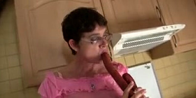 Fuck-Stick thirsty granny entices her son in law