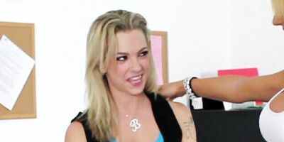 Dahlia and Holly's toys sex