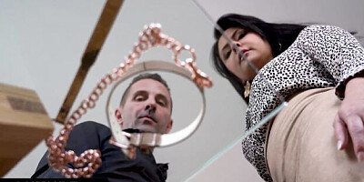 Sublime Mariska X's spank movie