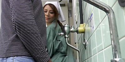 Maki's pussy licking clip