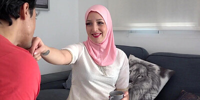 Muslim wife cheats on hubby with her neighbor
