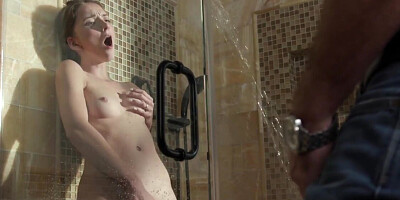 Squirting after the hung dude gives her that good D