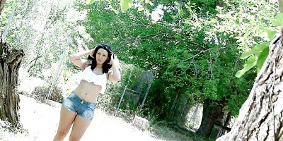 MMM100 - brunette movie