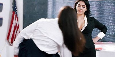 Watch adroit Valentina Nappi and Gal Ritchie's dirt