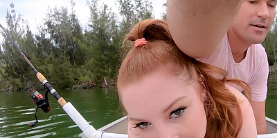 Outdoor oral leads to hardcore fucking by the lake