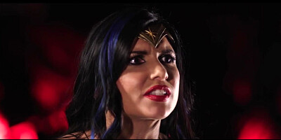 Wonder woman gets cum from her super-heroes friends