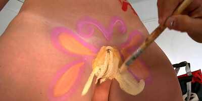 Blind date turns into naked body painting for seductive MILF