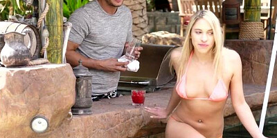 Passion HD: Khloe Kapri loves raw fucking