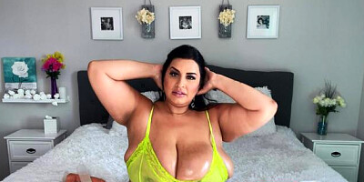 Day With a Pornstar - Latina Sofia Rose masturbation