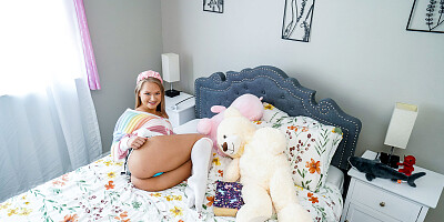 Harley King and Dan Damage fucking in a hardcore video