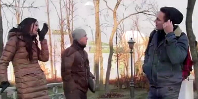 Two dude pick a girl on the street