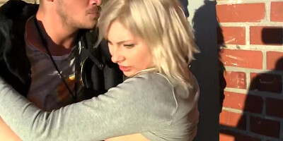 Blonde in crazy public fuck adventure