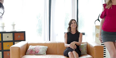 Alexis and Riley's step-mom scene