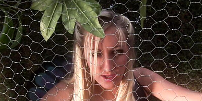 Watch erotic Angel Long's clip