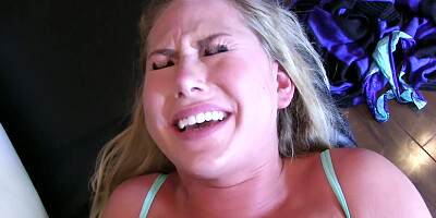 Carter Cruise likes a bit of choking with her fucking