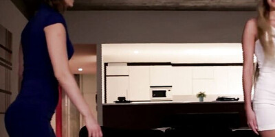 Ivana's lesbian smut