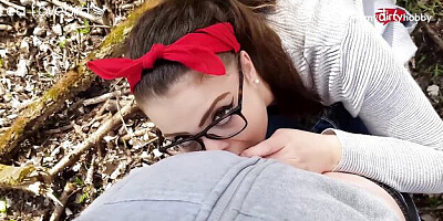 Voluptuous nympho's butt trailer