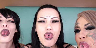 Admirable Evilyn Ink and Darcy Diamond's long legs trailer