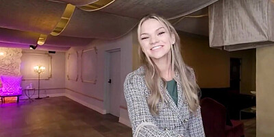 Stud satisfies cute assistant in hot VR porn video